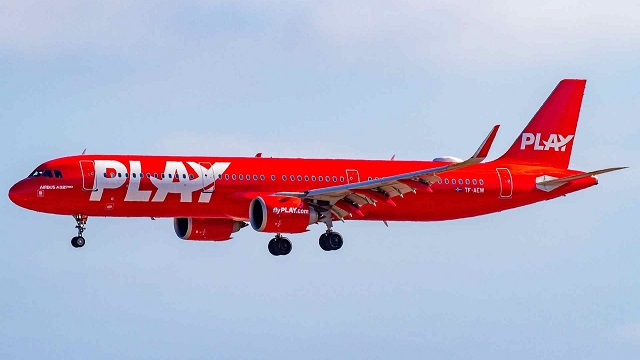 Airbus A321 PLAY